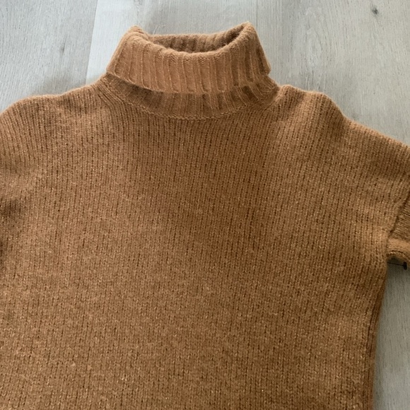 Everlane The‎ Cloud Turtleneck Alpaca wool blend size S camel brown tan sweater - Picture 9 of 10